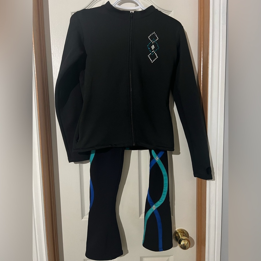 Jerry’s brand figure skating outfit
